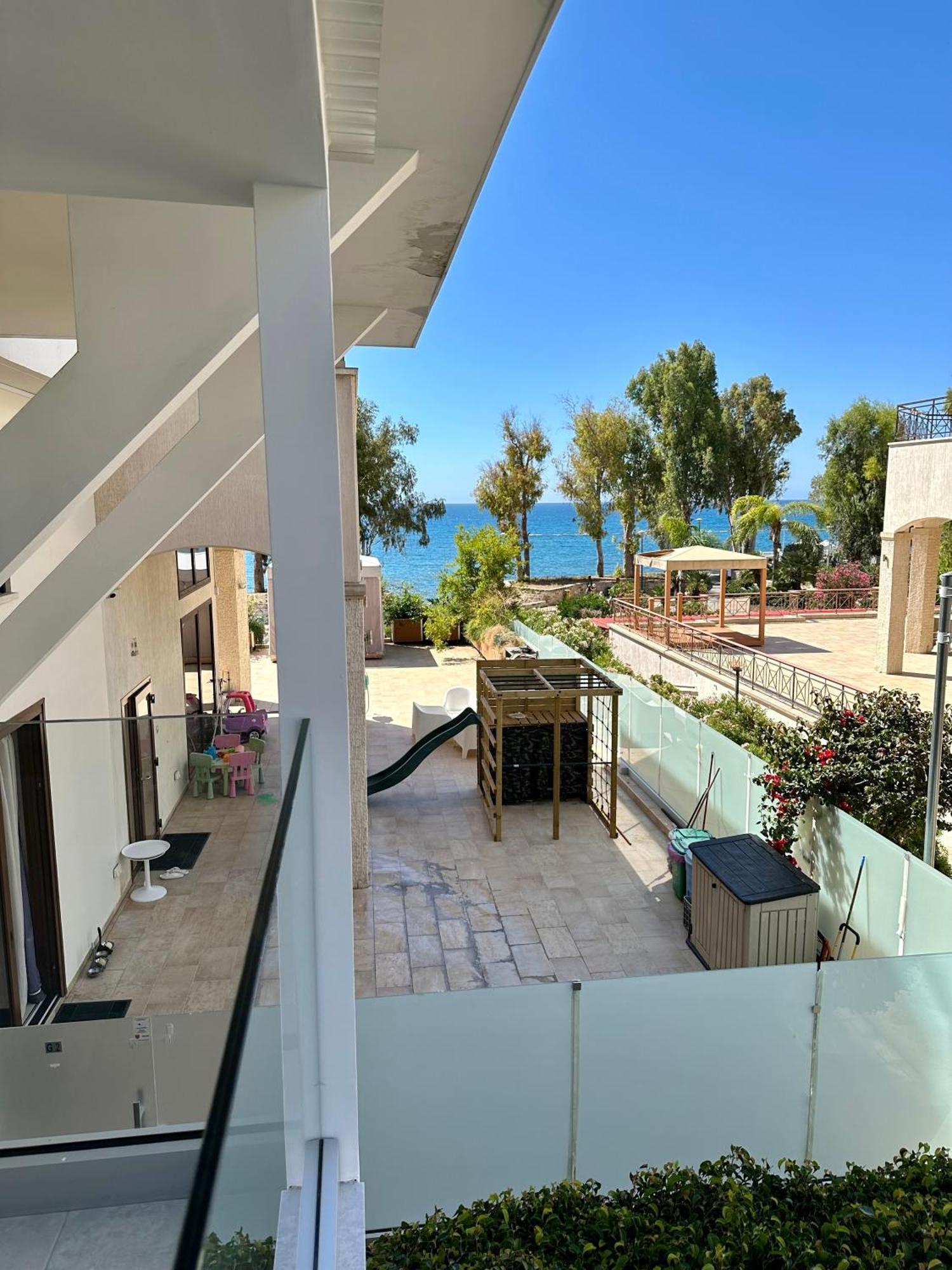 Galatex Beach Apartment Limassol Exterior foto