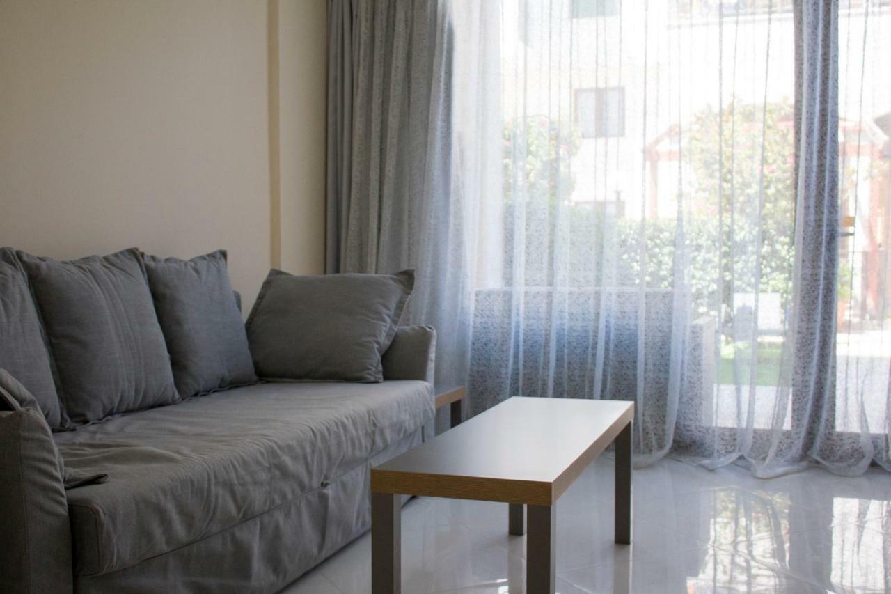 Galatex Beach Apartment Limassol Exterior foto