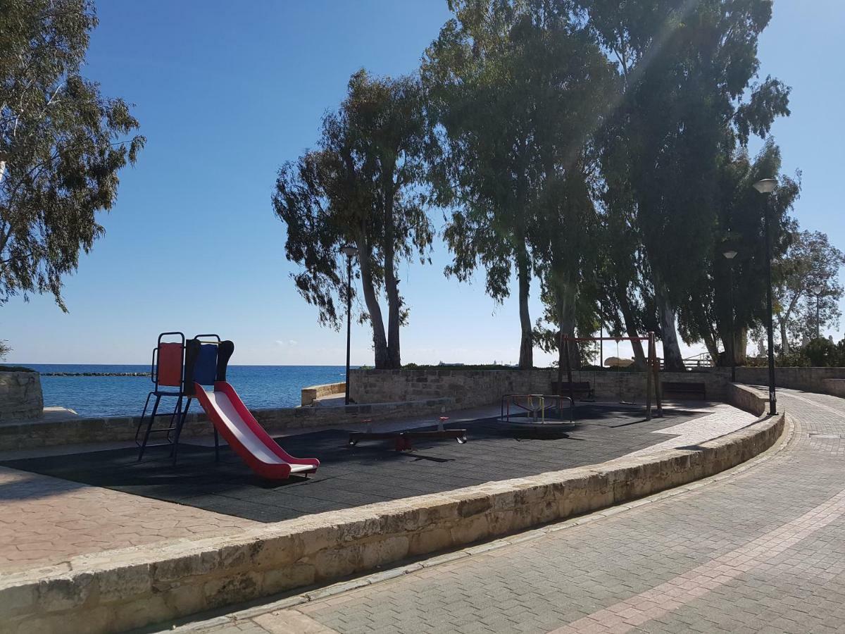Galatex Beach Apartment Limassol Exterior foto
